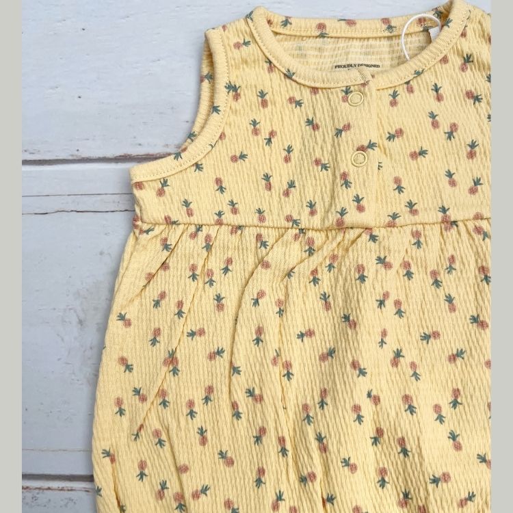 Enterizo Bebé Corto Niña Piñas