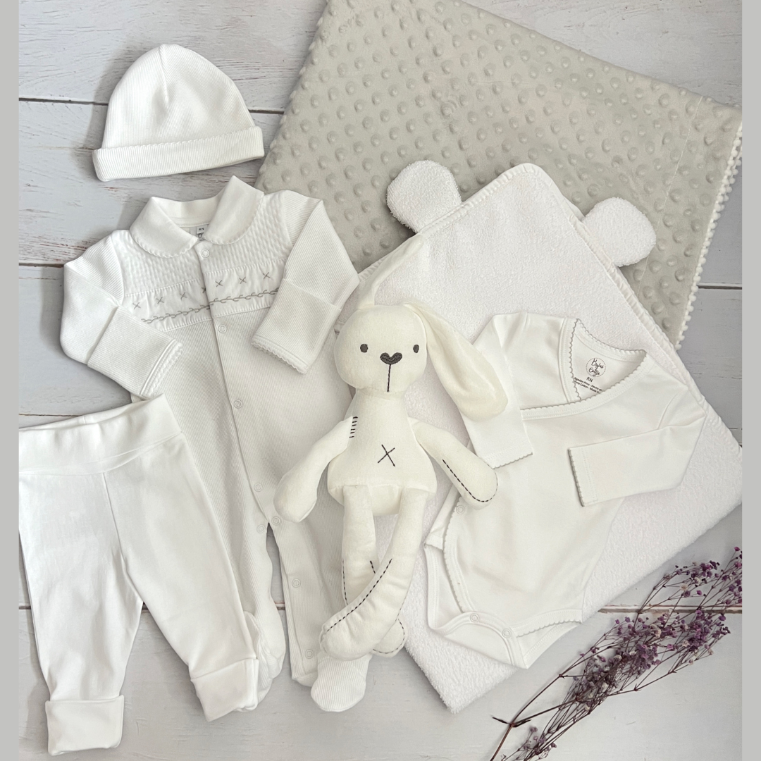 Combo Ropa y Accesorios Bebé Recien Nacido