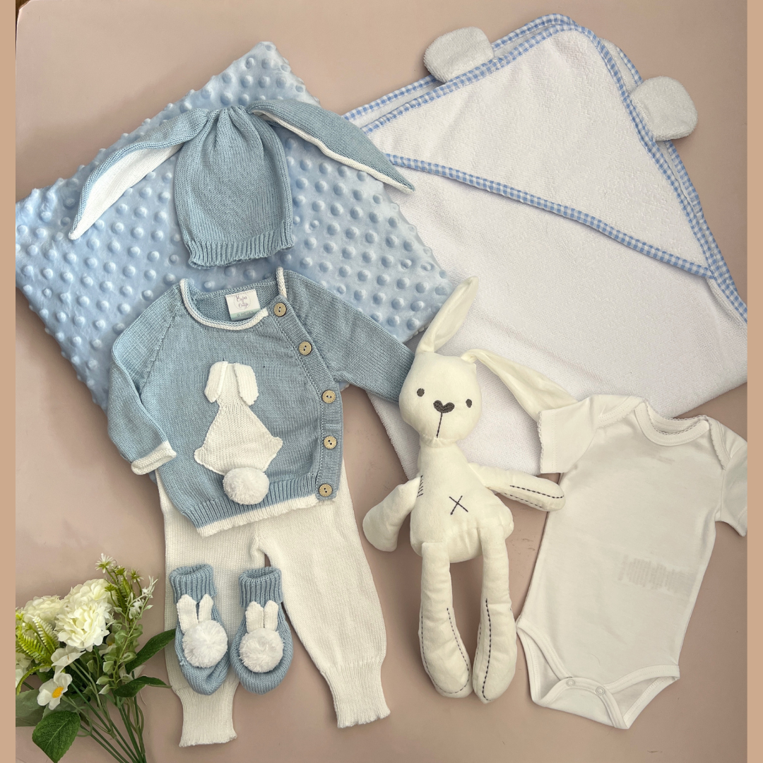 Combo Ropa y Accesorios Conejito Celeste