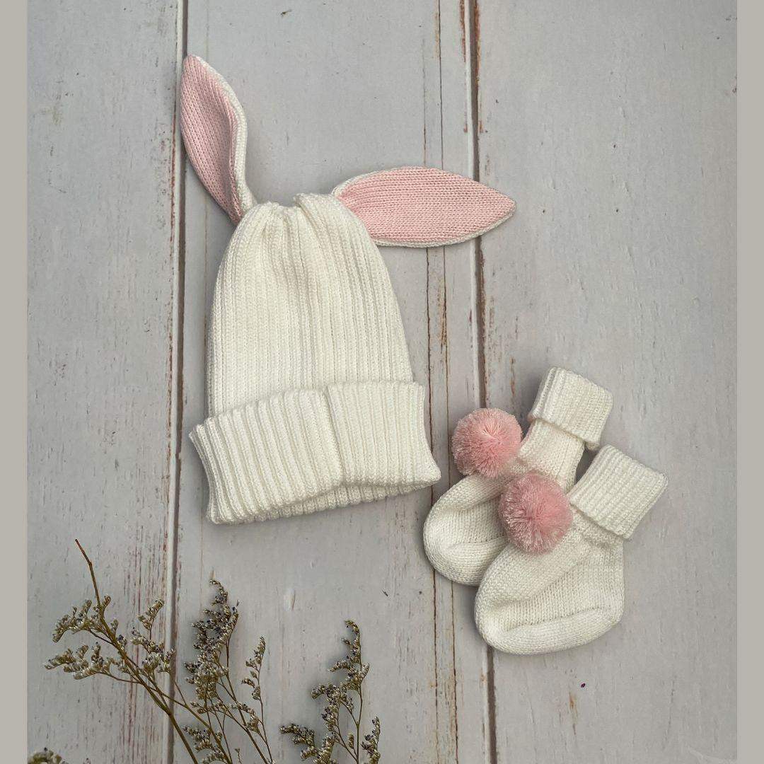 Set Gorro Orejas y Medias