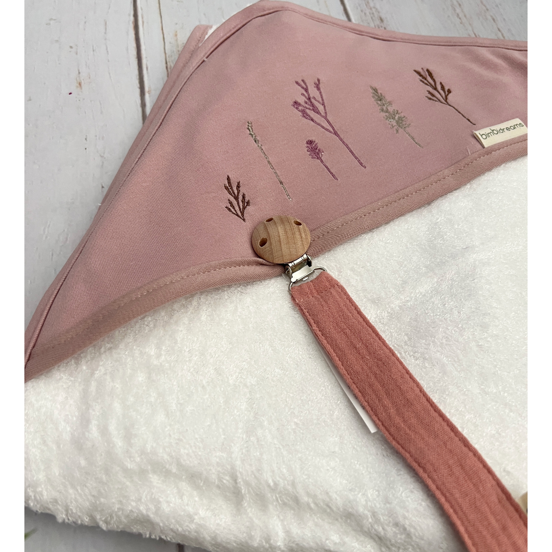 Set Regalo Toalla Capota y Sujetachupo Lila