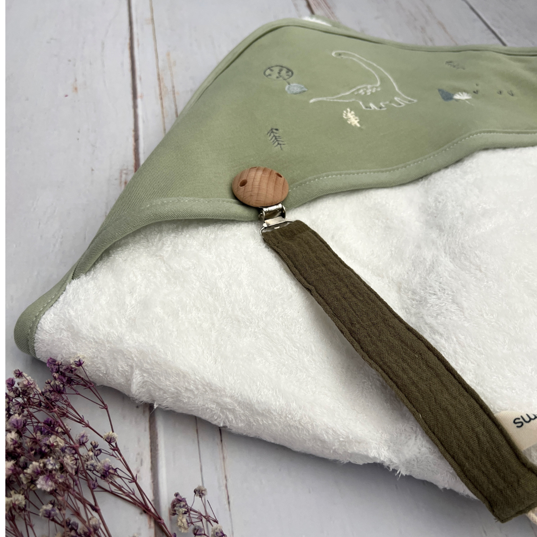 Set Regalo Toalla Capota y Sujetachupo Verde