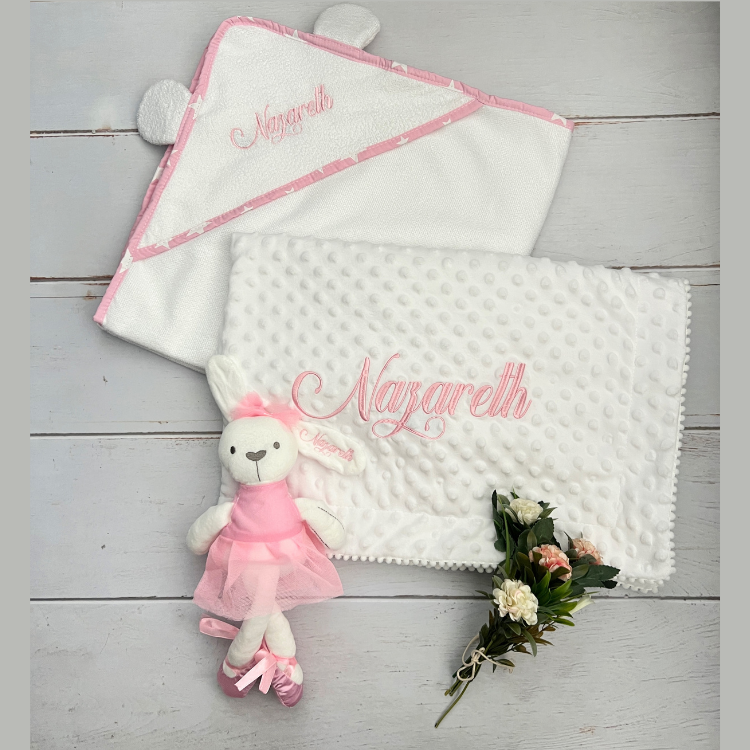 Bajo Pedido - Set Bebé Cobija, Toalla y Peluche Personalizado Niña