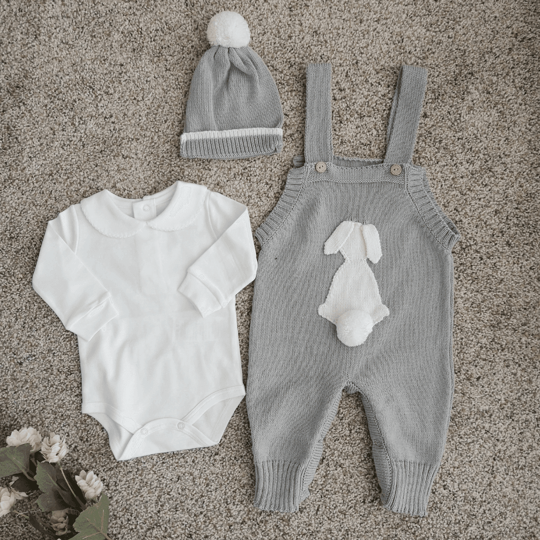 Enterizo Bebé Tejido Overall y Gorro Gris