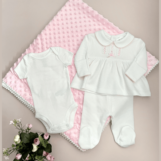 Combo Recién Nacido Vestido Blanco Rosa