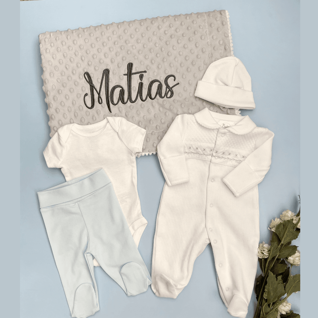 Combo Ropa y Accesorios Bebé Recien Nacido