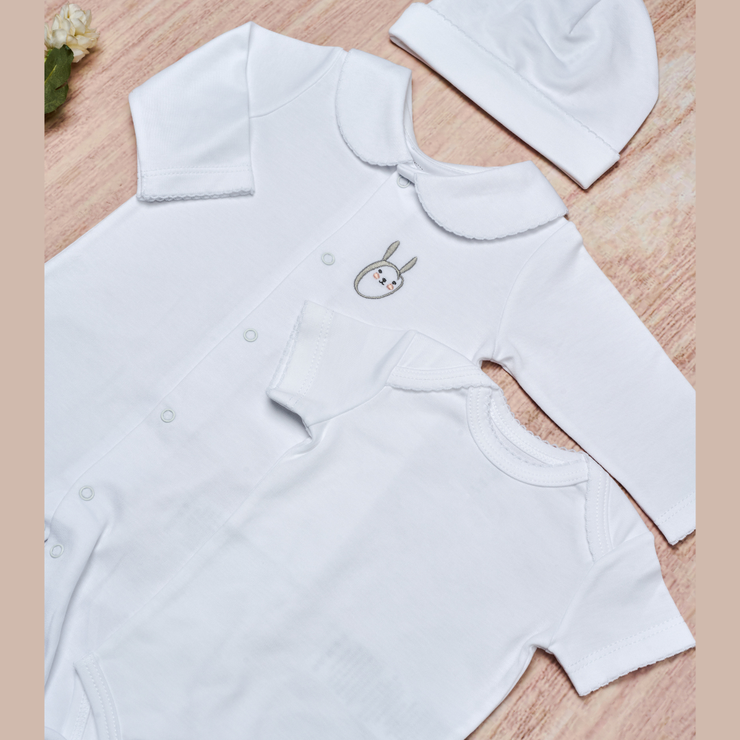 Set Bebé Recién Nacido prendas Blanco – Orejas de Conejo