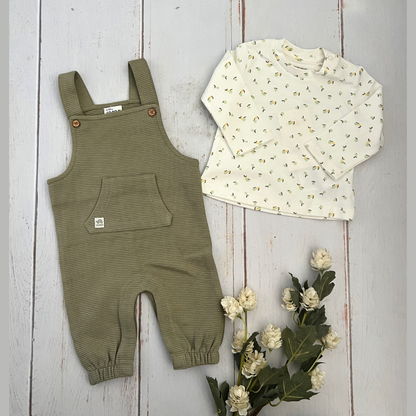 Overol y Camiseta Peras Verde