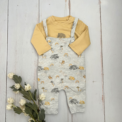 Overol y Camiseta Gris Elefantes