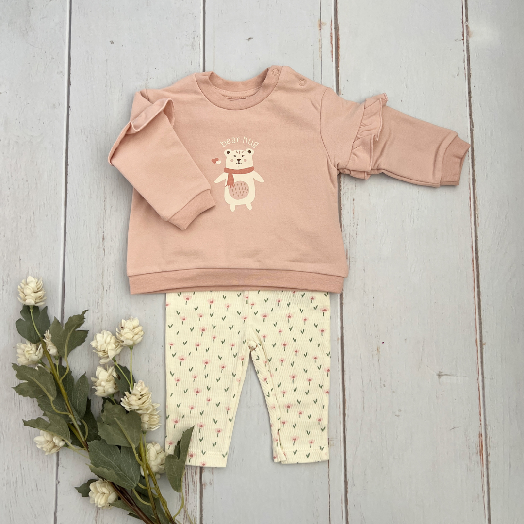 Conjunto Camiseta Pantalon Florecitas