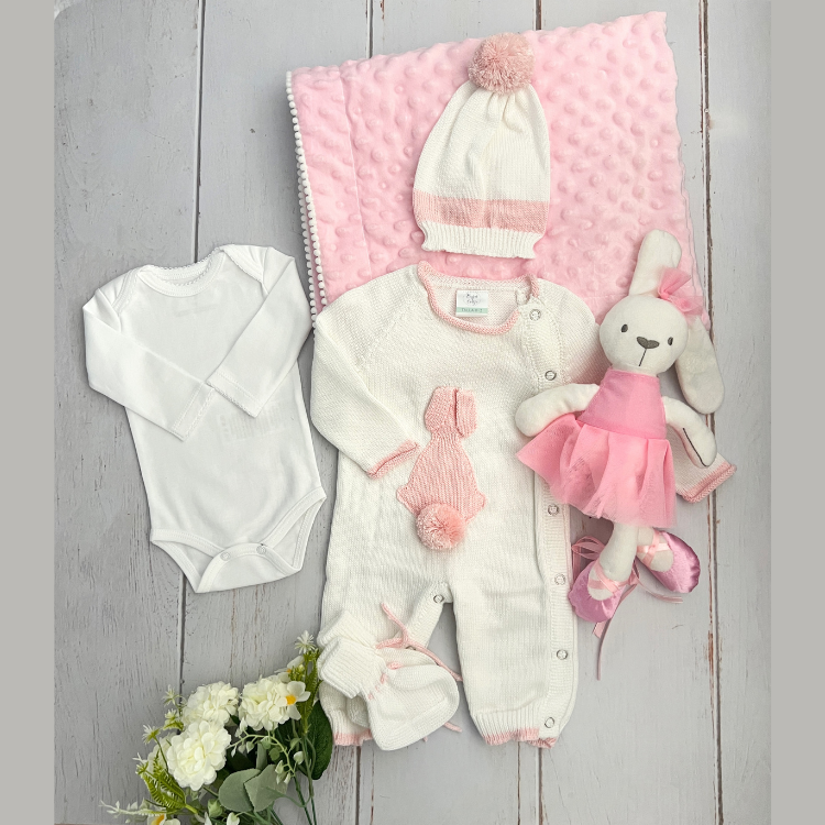 Combo Ropa y Accesorios Conejito Niña