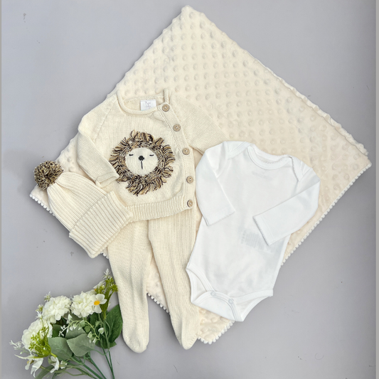 Combo Ropa y Accesorios Conjunto Leon