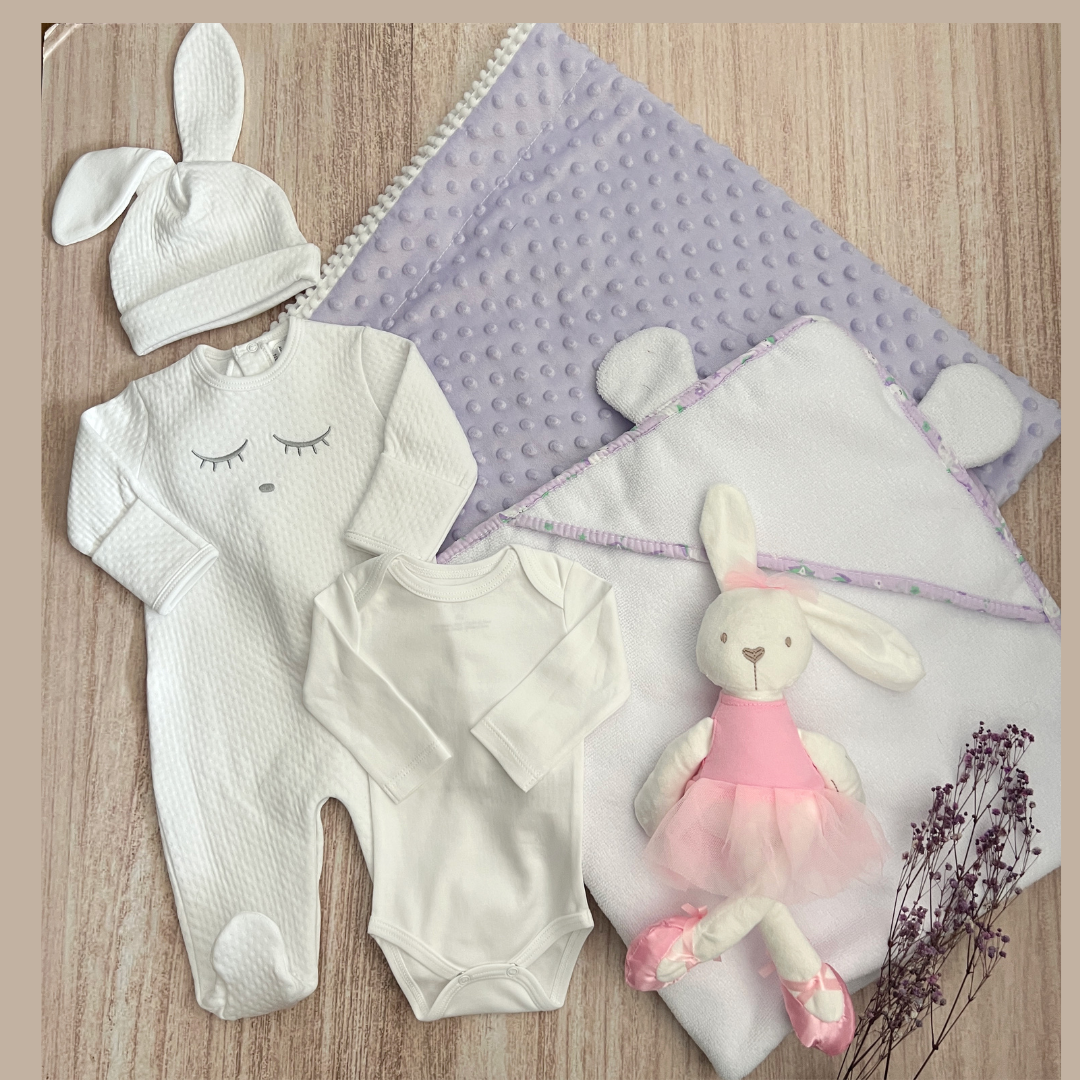 Combo Recién Nacido Enterizo Orejitas Blanco Niña