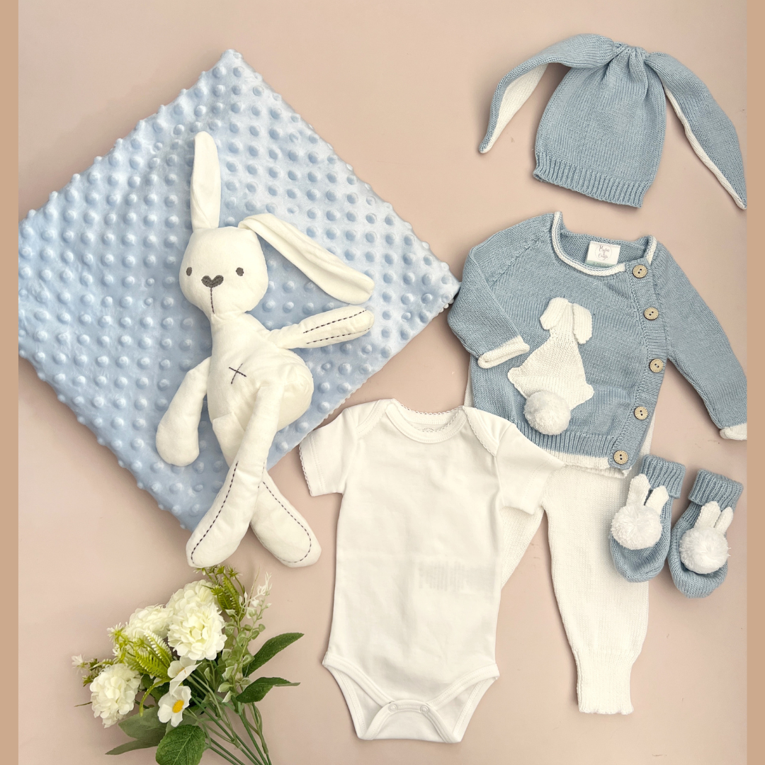 Combo Ropa y Accesorios Conejito Celeste