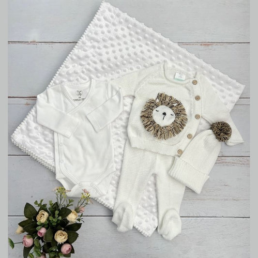Combo Ropa y Accesorios Conjunto Leon