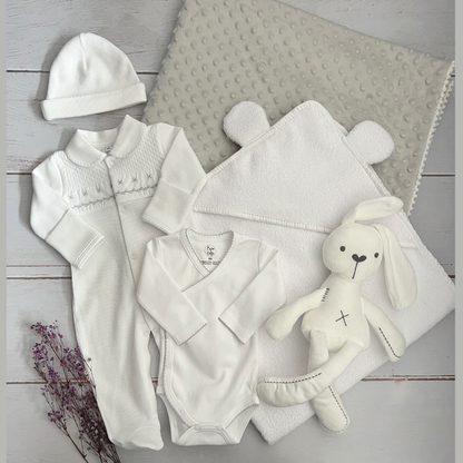 Combo Ropa y Accesorios Bebé Recien Nacido
