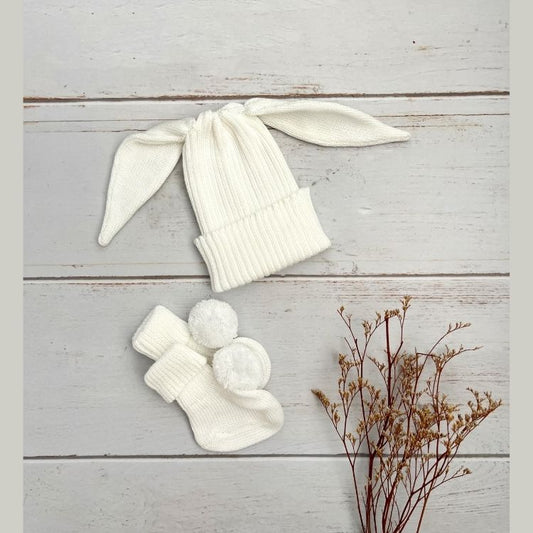 Set Gorro Orejas y Medias Blanco
